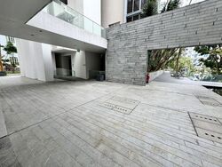 Three Three Robin (D10), Apartment #522548481